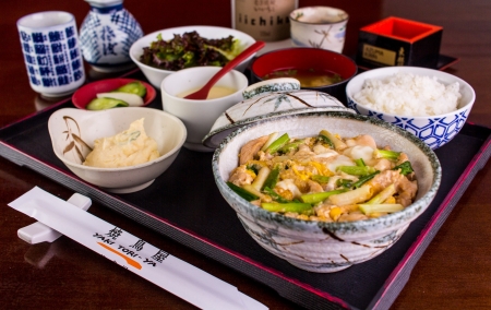Teishoku de Oyakodon